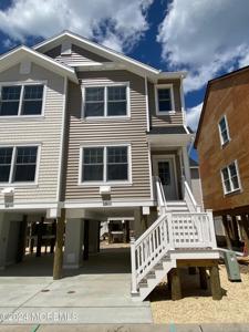 13 Cummins Street