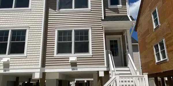 13 Cummins Street