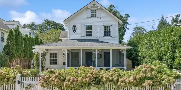 39 Gillespie Avenue