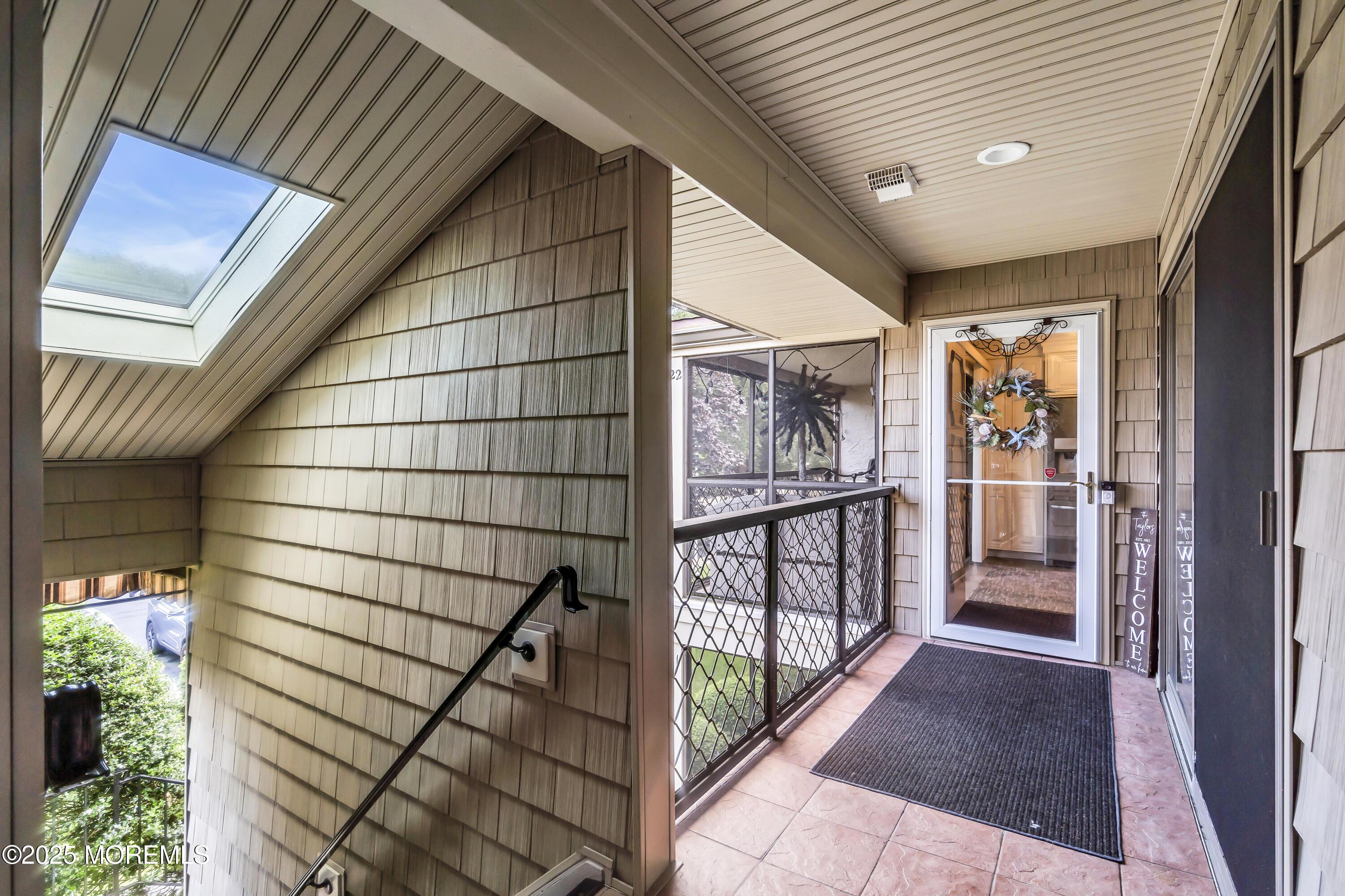 Image 2: 004_dsc01253_543