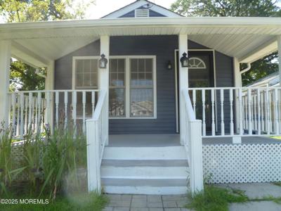184 Hilltop Boulevard