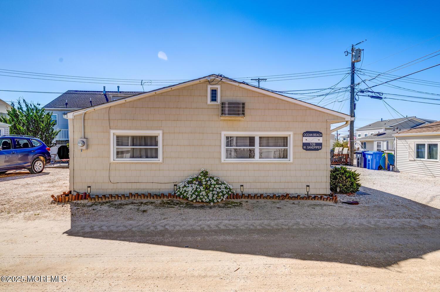 Image 2: 109 W Sandpiper Way Lavallette-large-002