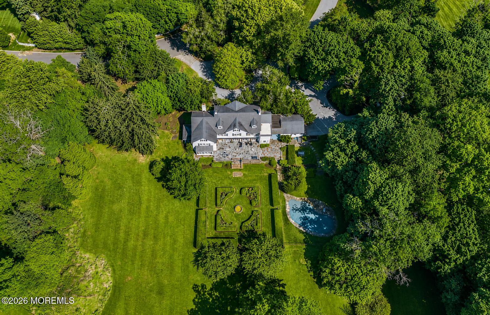 Image 3: 83 Ridge Road