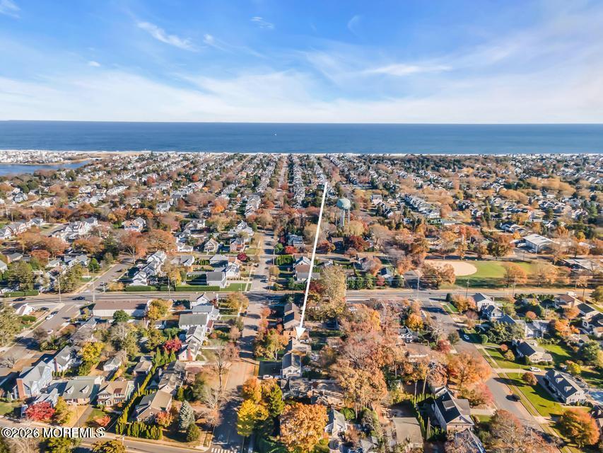 Image 4: 708 NY Blvd 4