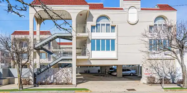 3010 Ocean Avenue Unit 102