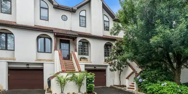 54 Tower Hill Drive