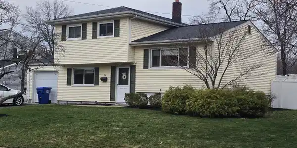 5 Stratton Place