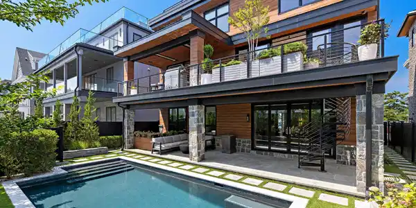 Image 3: 14 Seaview Avenue