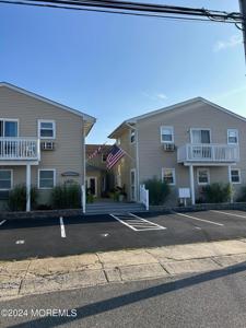 217 Hiering Avenue Unit 7