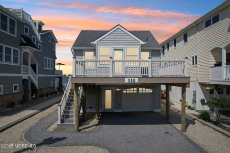 255 W 27th Street