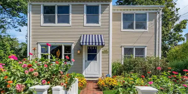 88 E River Road