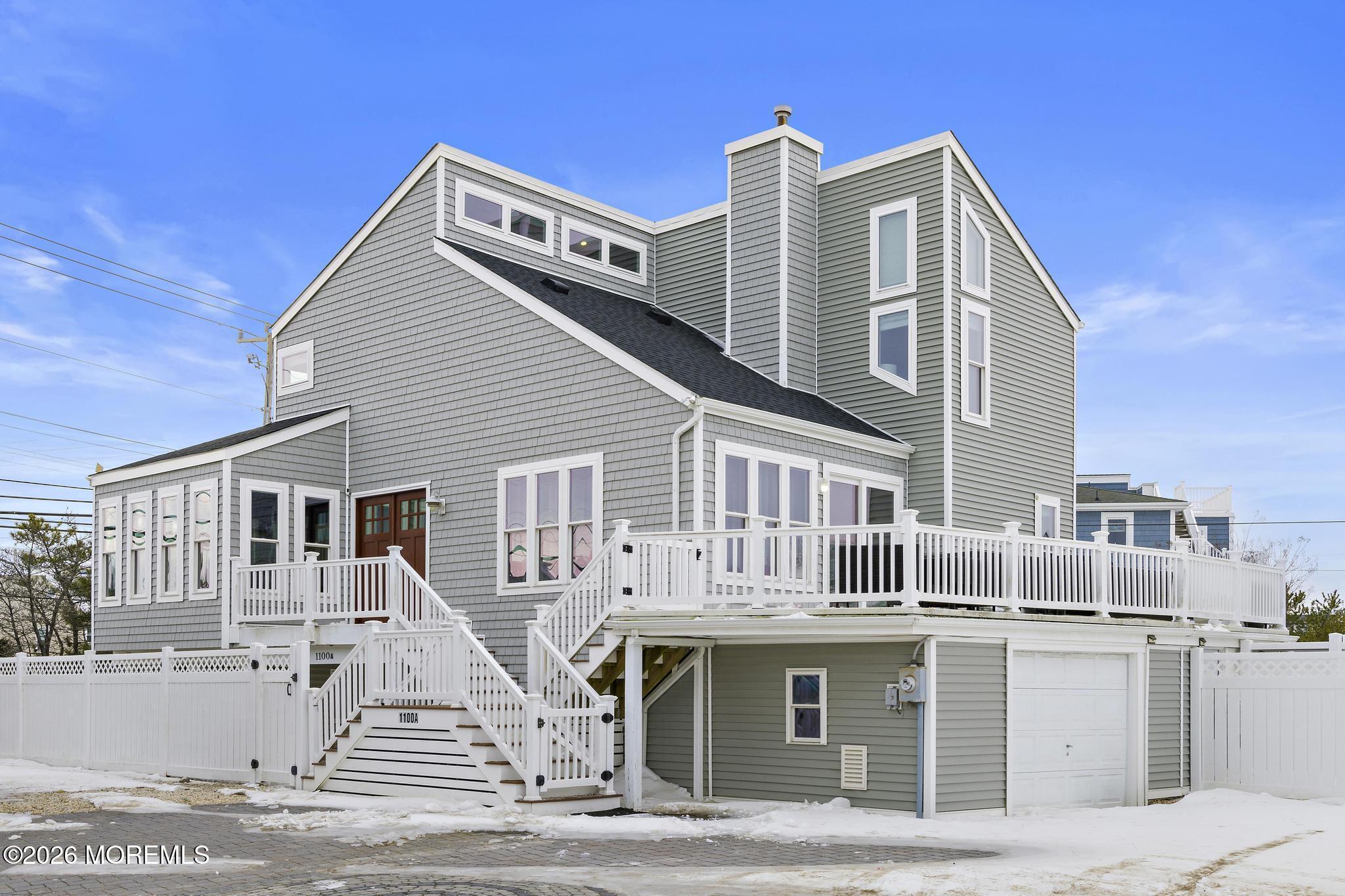 Image 1: 1100A Long Beach Blvd (17)