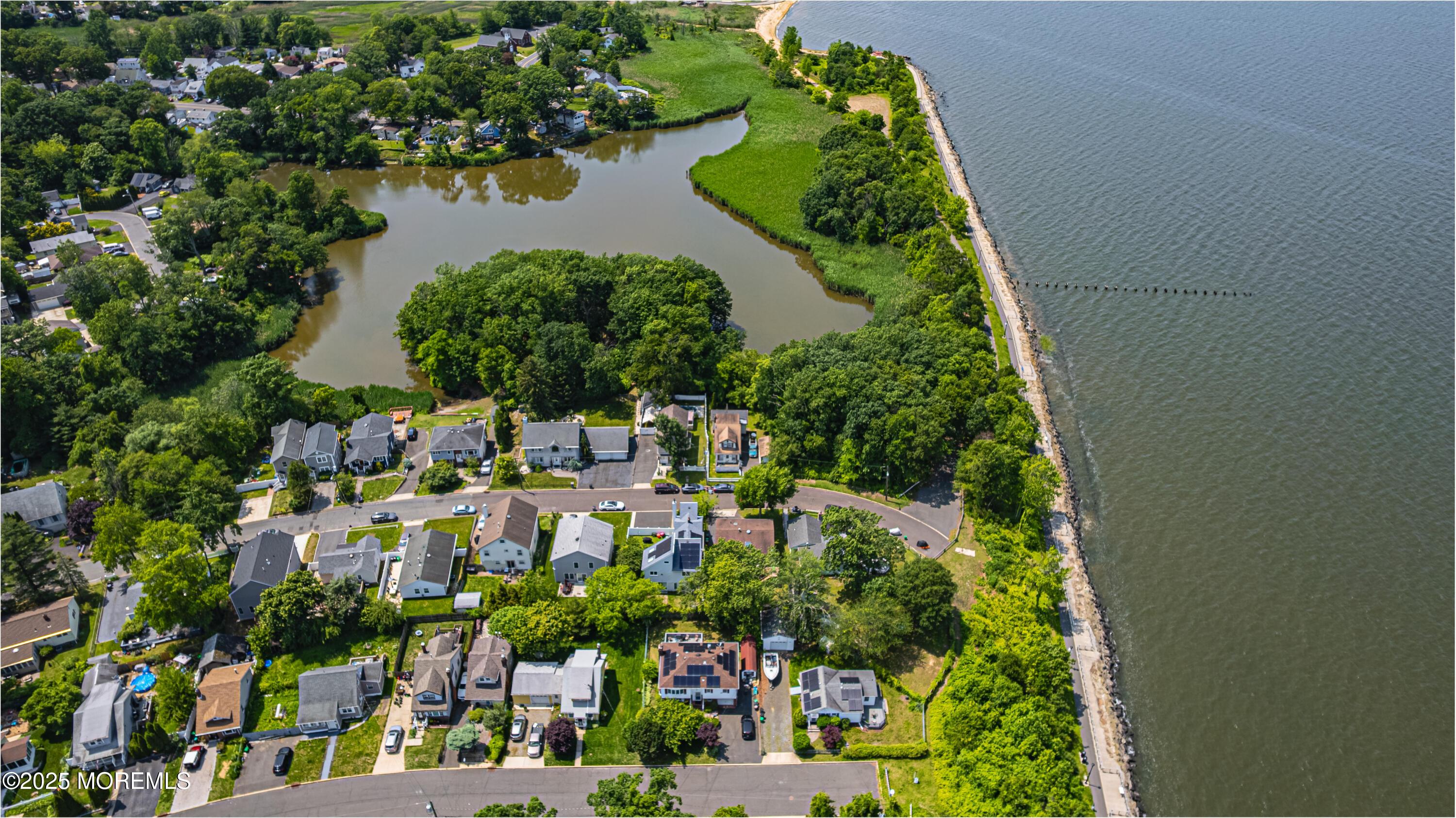 Image 4: 76 Woodland Keyport Drone (3 of 3)