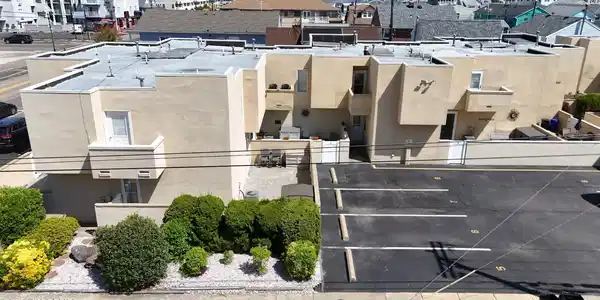 1102 Boulevard Unit 5
