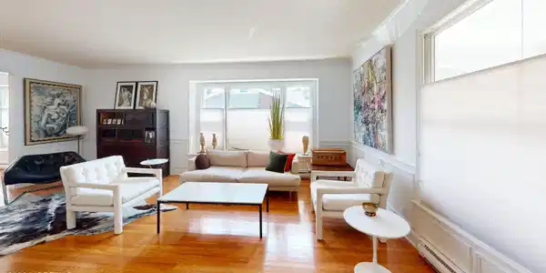 Image 4: Living-Room