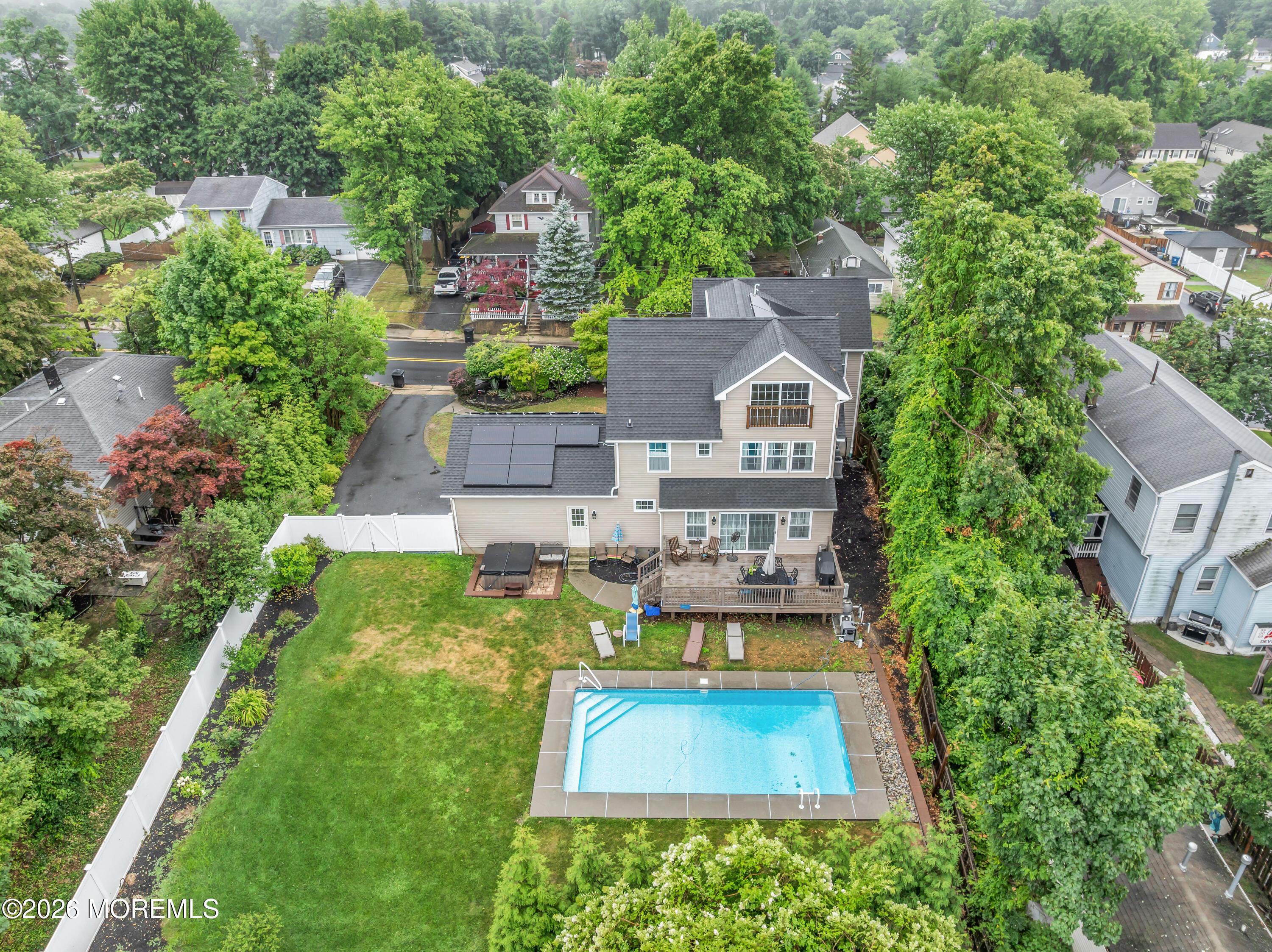 Image 3: photos_high_resolution_DJI_0730