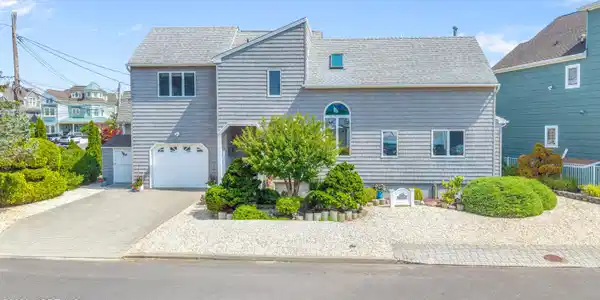 299 Monterey Circle