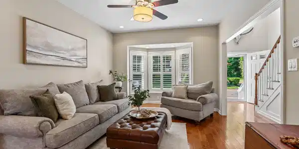 Image 3: 12-web-or-mls-Powell Ave-S2307-012