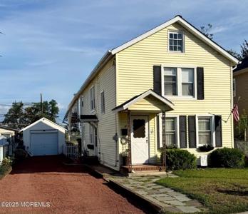 18 Pine Street