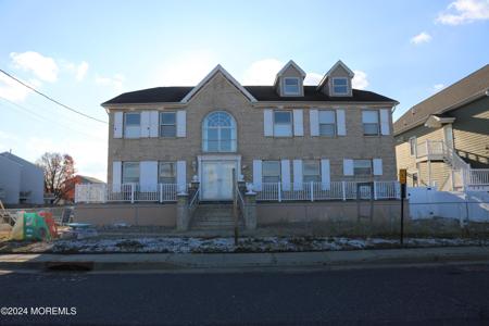 342 Front Street