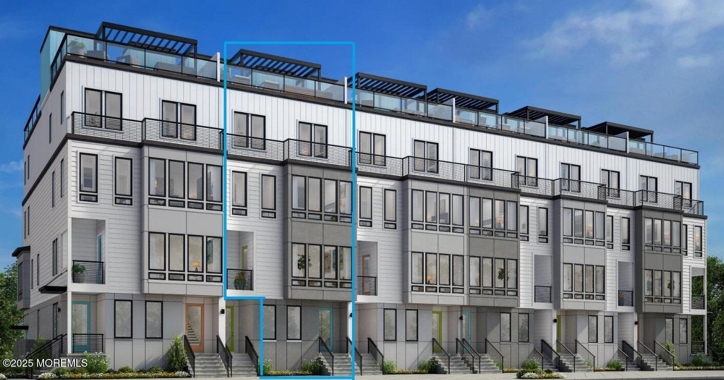 Image 2: Alcester Exterior 304