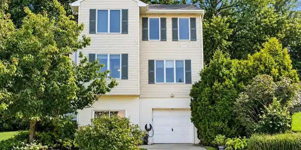 Image 2: 241 Shore Drive