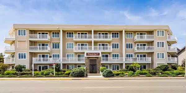 609 Ocean Avenue Unit 10