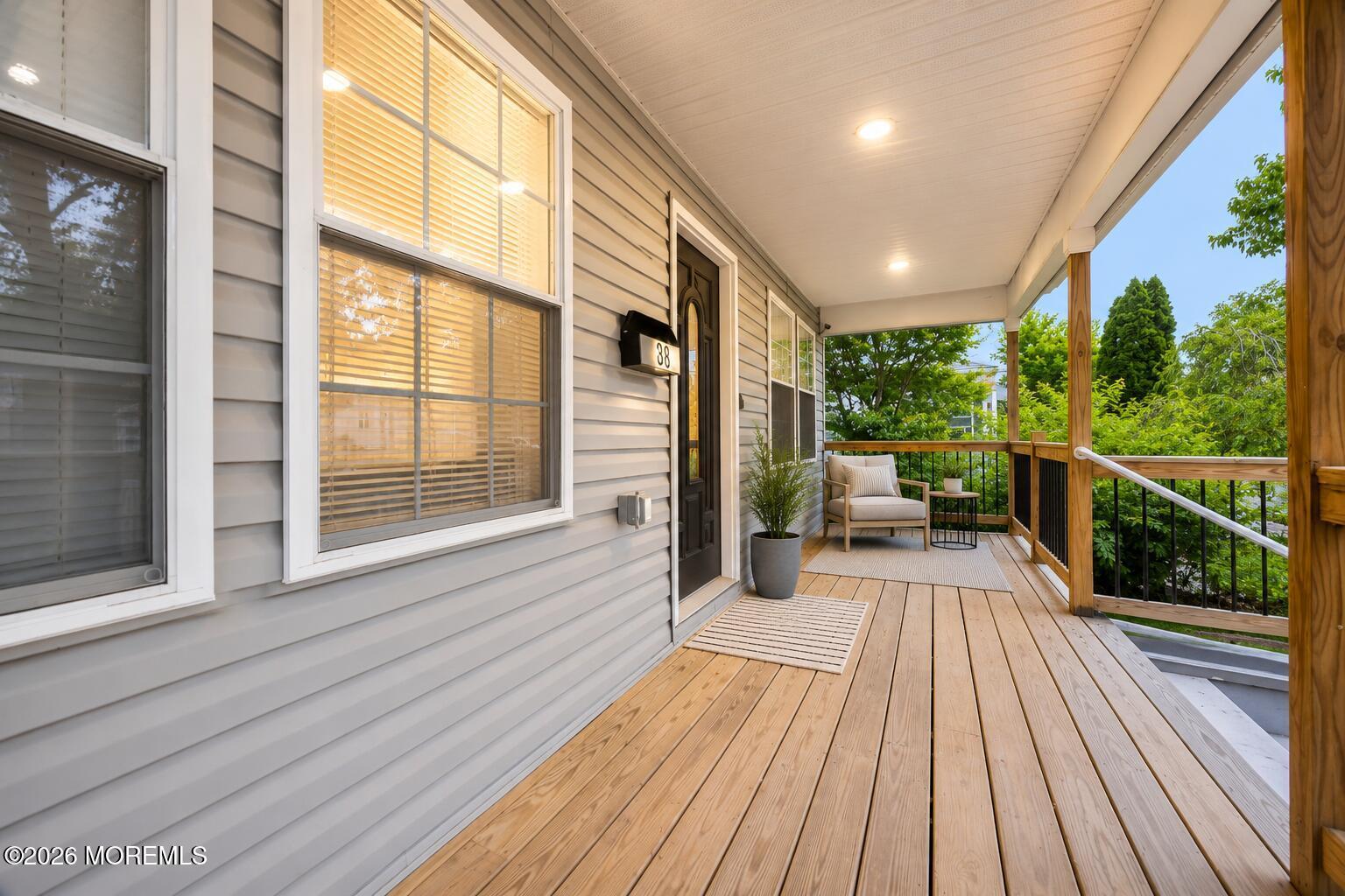Image 2: porch