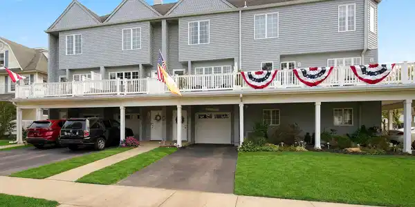 221 Lareine Avenue Unit 1