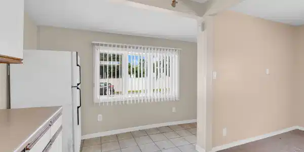 Image 4: 9-web-or-mls-DSC00409