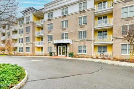 55 Melrose Terrace Unit 406
