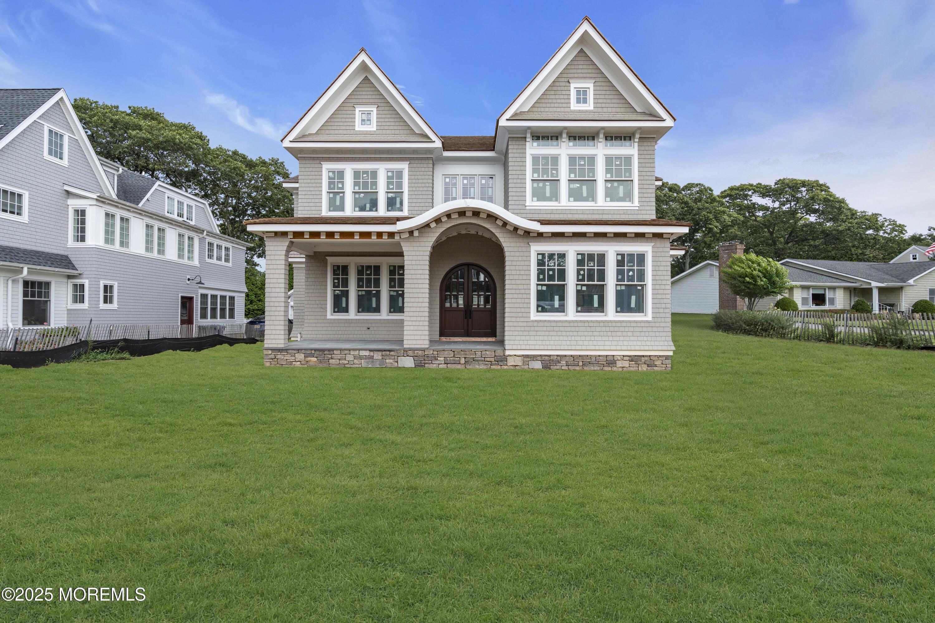 Image 2: 005_dsc08799-enhanced-nr-1_179rw3_877