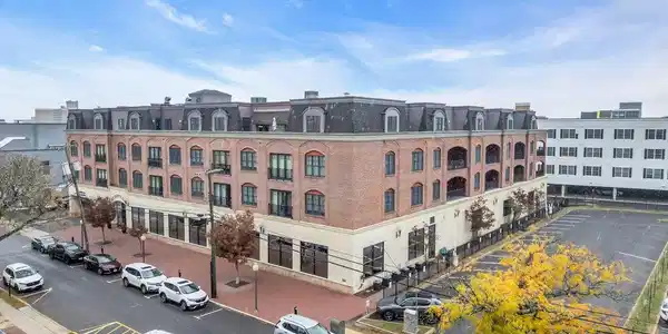 23 Wallace Street Unit 306