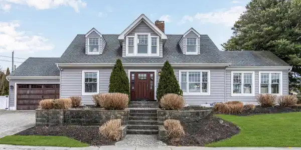 13 Beacon Boulevard