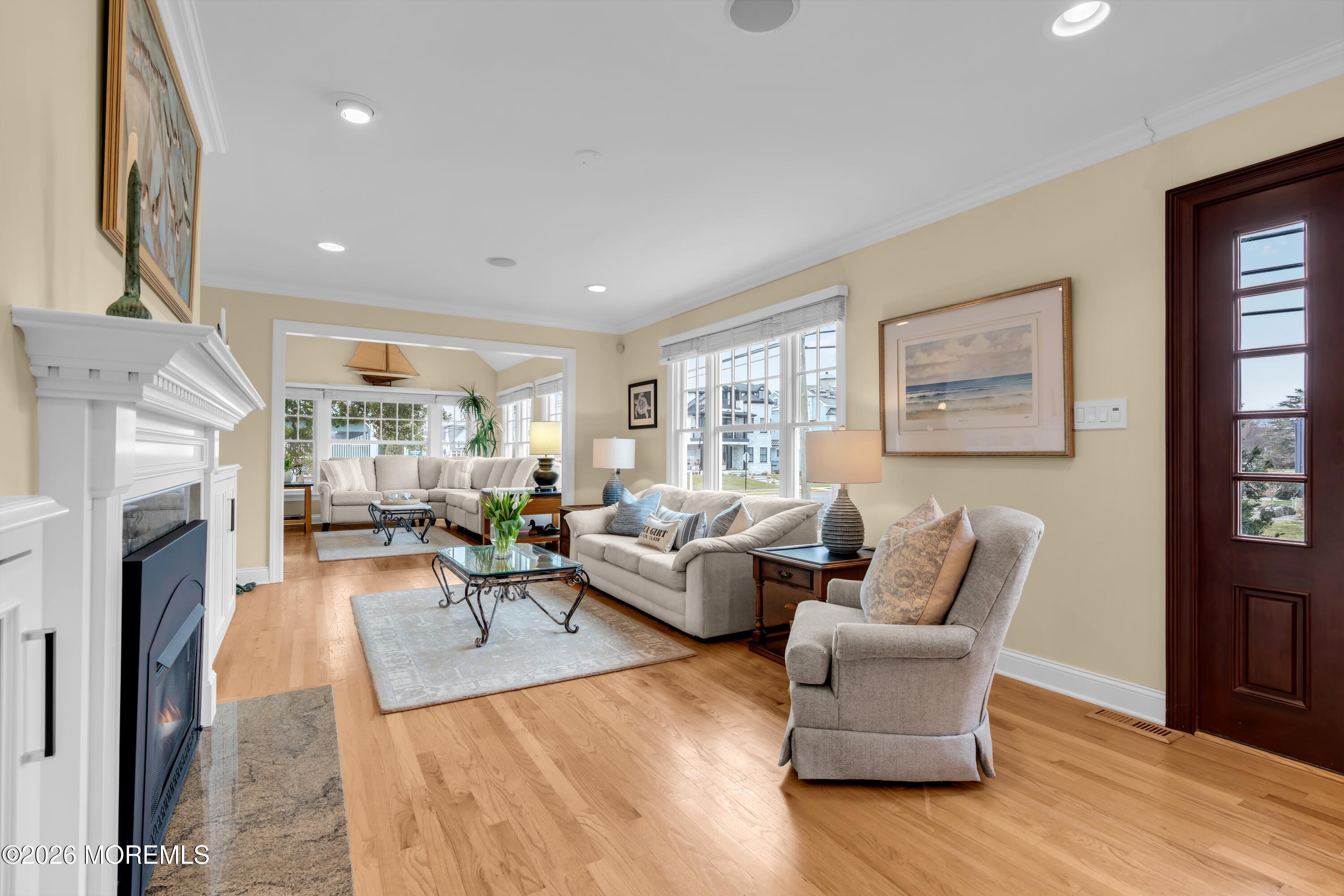 Image 3: 13-print-13-print-DSC01516-1