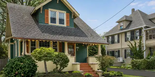 21 Lincoln Avenue