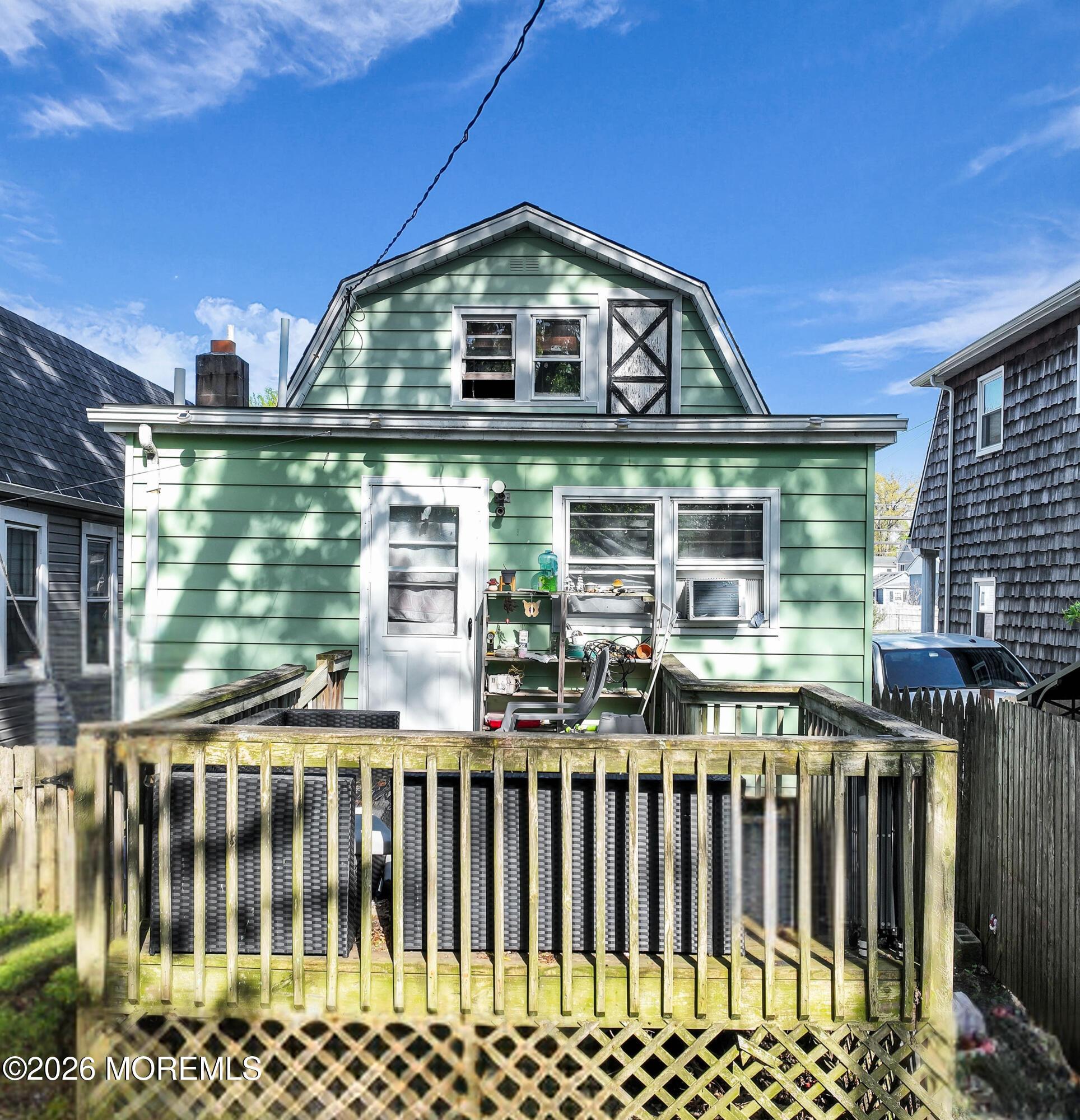 Image 2: 95 Ocean Ave.
