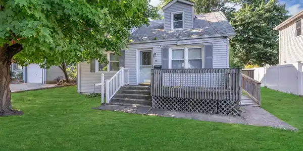 49 Cedar Avenue