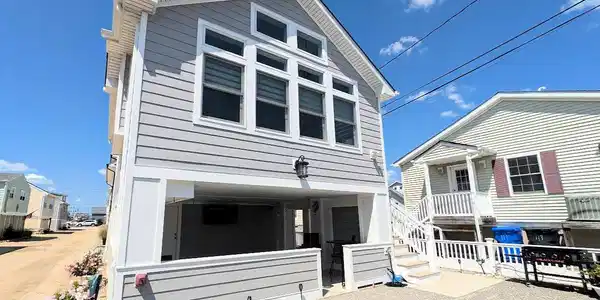 118 W Crane Way