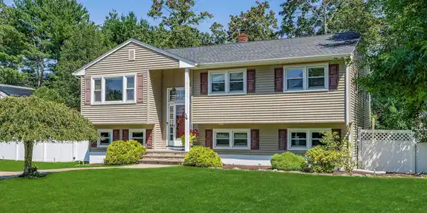 42 Edgewood Avenue