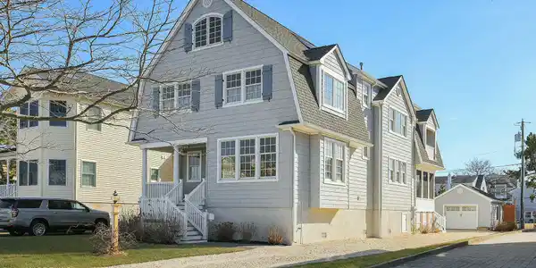 113 York Avenue