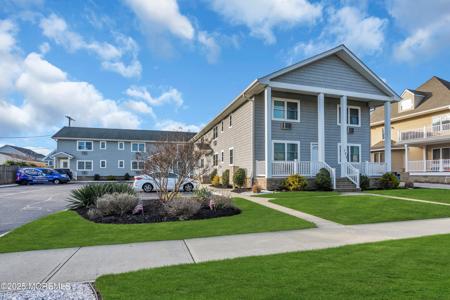 107 3rd Avenue Unit B1