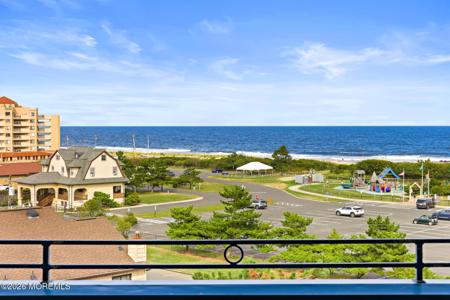 300 Ocean Avenue N Unit D5