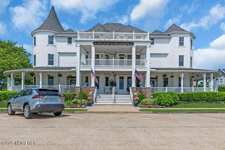 200 Monmouth Avenue Unit 7