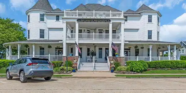 200 Monmouth Avenue Unit 7