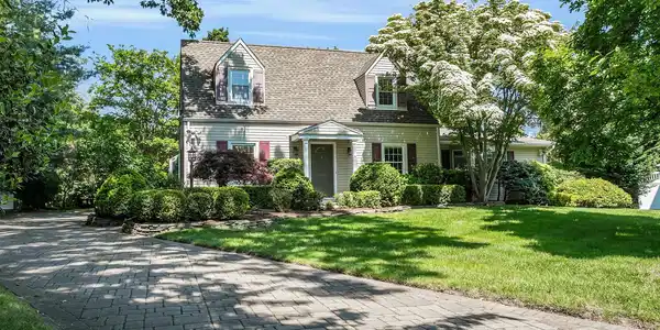 14 Robin Road