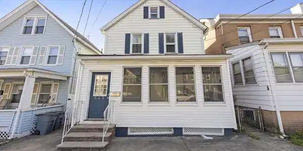 345 Henry Street