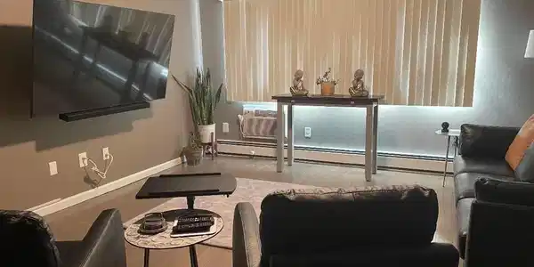 309 4th Avenue Unit 201