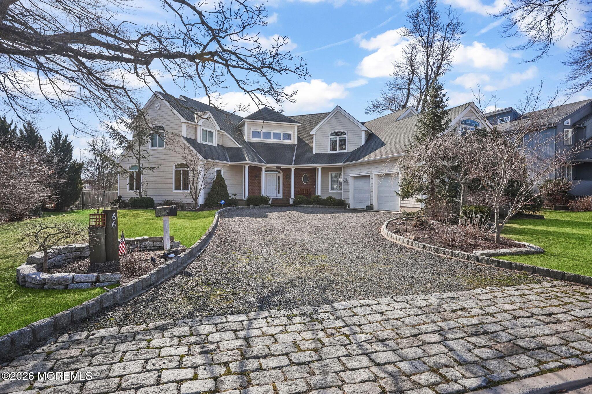 Image 3: 1-web-or-mls-LPM_9073