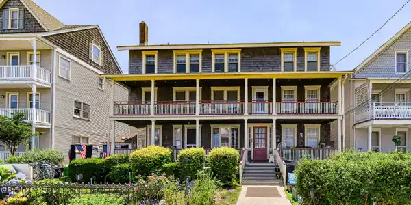 6 Webb Avenue Unit 2